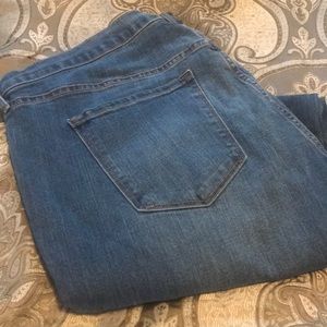 Old Navy Curvy Profile Bootcut Jeans